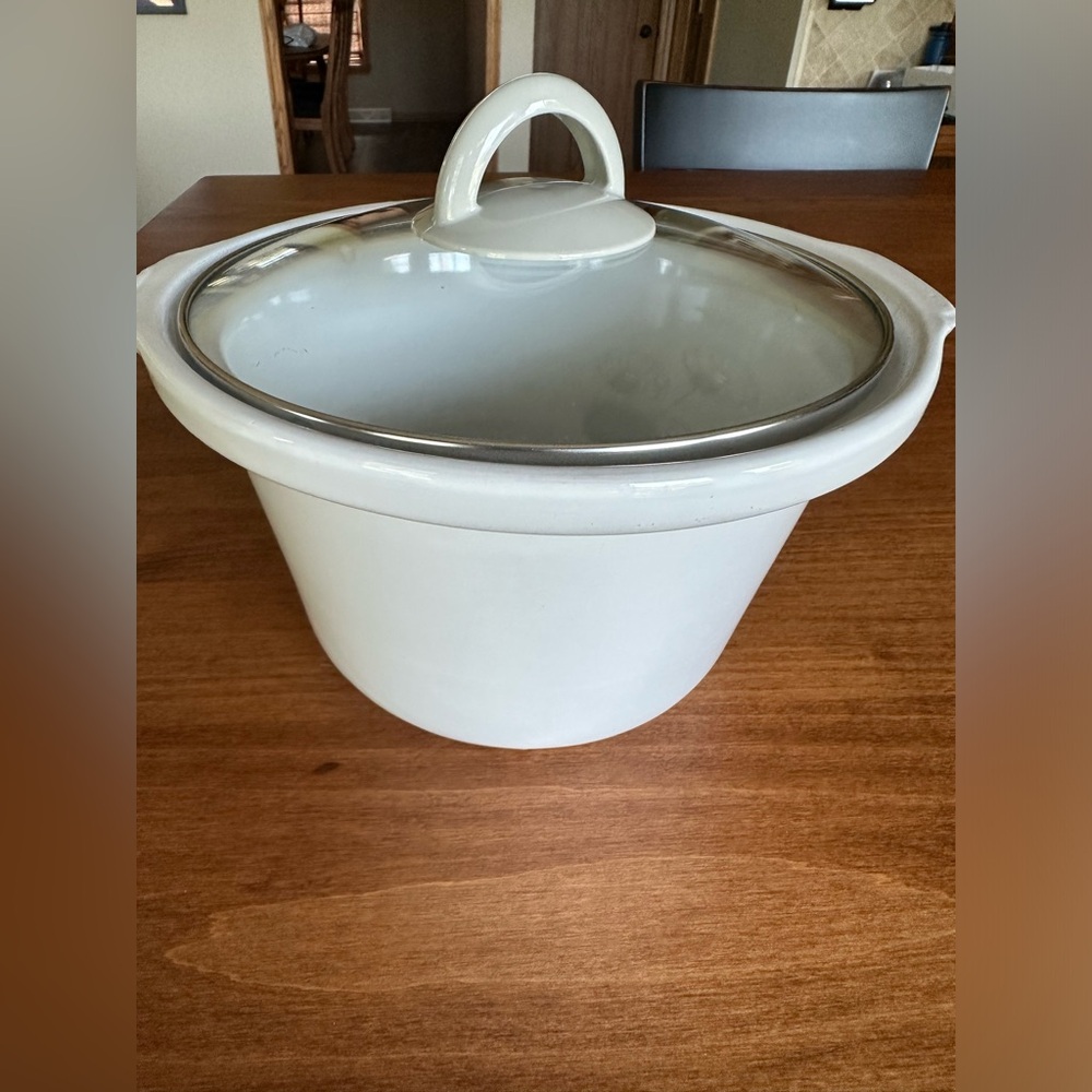 White Ceramic Cookware with Lid